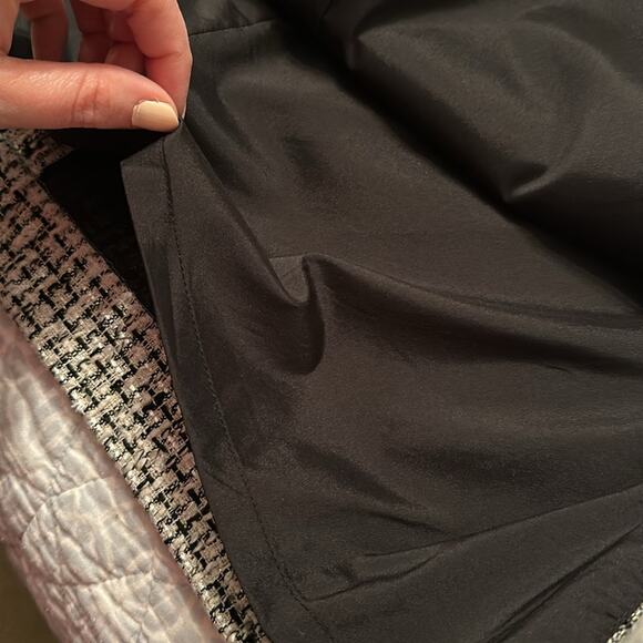 Calvin Klein black and white tweed skirt - Picture 2 of 4